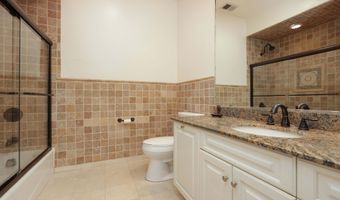 6 Hayes Ct, Atlantic Highlands, NJ 07716