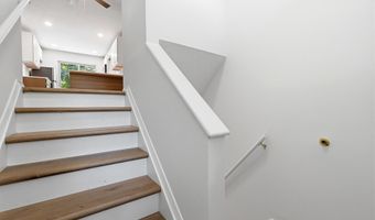 504 GREENBLADES Ct, Arnold, MD 21012