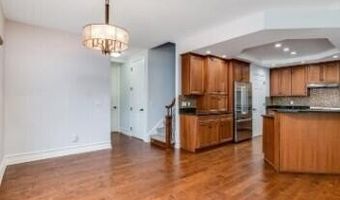 934 W Huron St, Ann Arbor, MI 48103