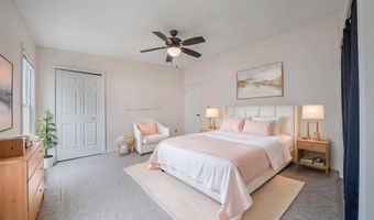 190 Merrick Rd 35, Amityville, NY 11701
