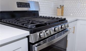 50 Rosemont Ave, Johnston, RI 02919