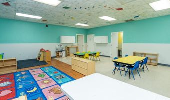 890 Vee St, Biloxi, MS 39532