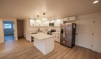 457 Aleo Pl, Kahului, HI 96732