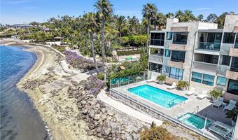 4513 Cove Dr 17, Carlsbad, CA 92008