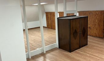 911 Pine St, Atlantic, IA 50022