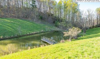 762 George Eggers Rd, Banner Elk, NC 28604