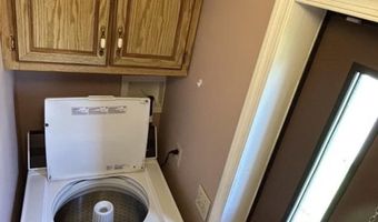 21 S GREEN ACRES Cir, Akron, PA 17501