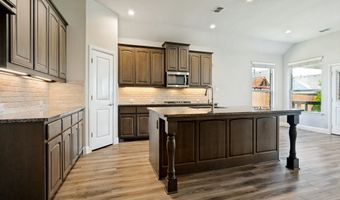 268 Mineral Point Dr, Aledo, TX 76008