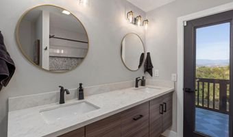 521 Rancho Camino, Fallbrook, CA 92028