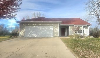 1204 Willow Dr, Aberdeen, SD 57401