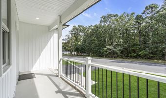 70 Seurat St, Barnegat, NJ 08005