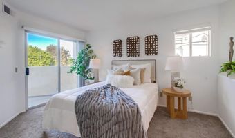 7044 Camino Degrazia 227, San Diego, CA 92111