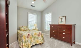 25066 CROXLEY GREEN Sq, Aldie, VA 20105