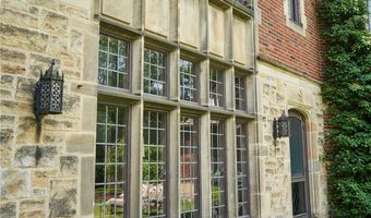 47 S Wheaton Rd, Akron, OH 44313