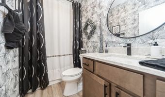 2333 Stonewood Ct SW, Altoona, IA 50009
