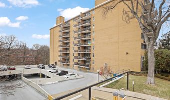 2030 N ADAMS St 911, Arlington, VA 22201
