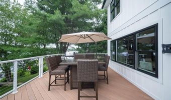 136 Aldrich Rd, Glocester, RI 02857