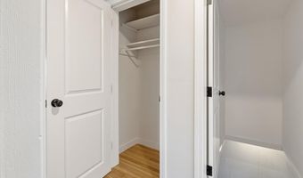 73 Tucker St, Lincoln, RI 02865