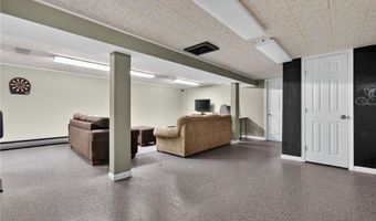 119 N Main St, Alburtis, PA 18011