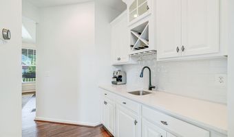 40976 MAPLEHURST Dr, Aldie, VA 20105
