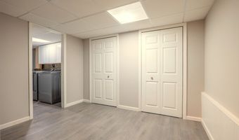 10 South St 68, Danbury, CT 06810