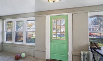 1701 Main St, Adel, IA 50003