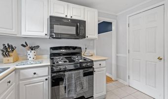 9 Victor St, Albany, NY 12206