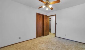 2524 N Robin St, Altus, OK 73521