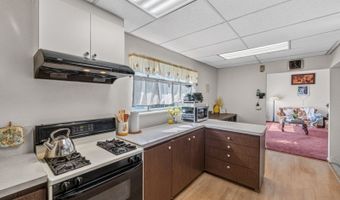 10 Frances Rd, Bayonne, NJ 07035
