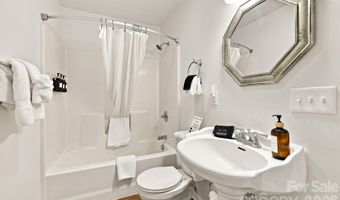 27 29 & 31 A/B Brown Rd, Asheville, NC 28806