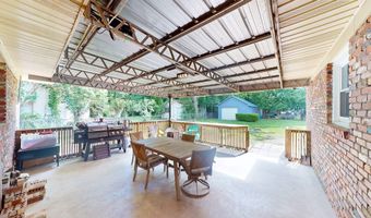 611 Mohican Ave, Dothan, AL 36301