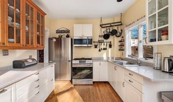 183 Oldfield Ave, Amityville, NY 11701