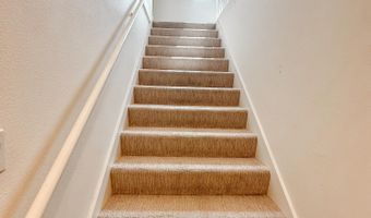 2212 Hamilton Dr, Ames, IA 50014
