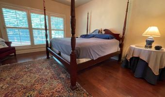 17 Valley View Rd, Batesville, AR 72501