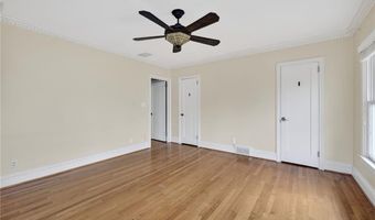 1040 Lindridge Dr NE, Atlanta, GA 30324