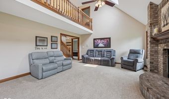 6983 White Oak Dr, Avon, IN 46123