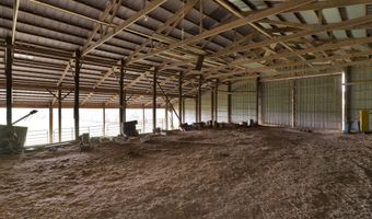 3988 N Farm Road 35, Ash Grove, MO 65604