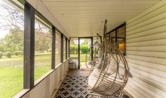 301 Hall St, Alton, MO 65606
