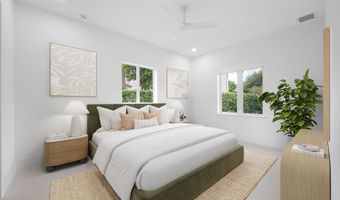 100 Glenbrook Ct, Atlantis, FL 33462