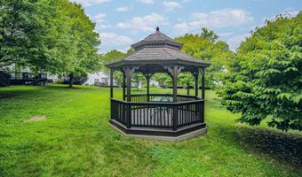10 South St 85, Danbury, CT 06810