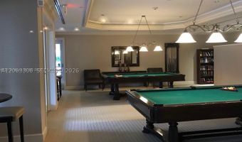 20000 E Country Club Dr 114, Aventura, FL 33180