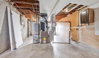 3 Newfield Ct, Ballwin, MO 63011