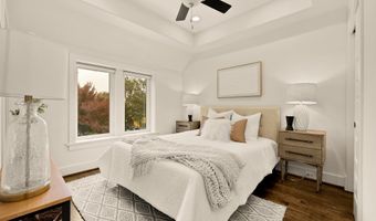 1739 D St NE, Washington, DC 20002