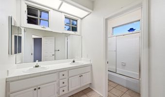 516 Camino Bailen, Escondido, CA 92029