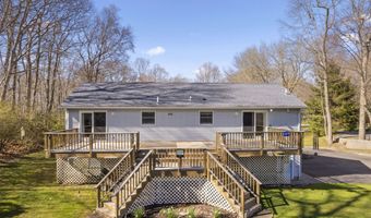16 Doyle Rd, Waterford, CT 06385