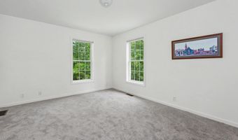 14 Karolina Ln, Bedford, NH 03110