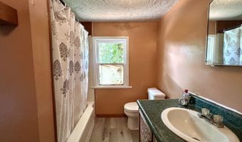 31 First St, Athens, OH 45701