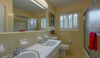 1901 Douglas Dr, Bainbridge, GA 39819