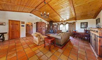 9060 Yucca Hills Rd, Agua Dulce, CA 91390