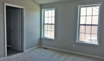 2783 Ashcombe Dr, Ann Arbor, MI 48105